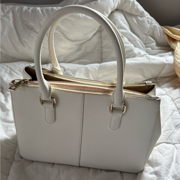 DKNY White Purse - Picture 7 of 8